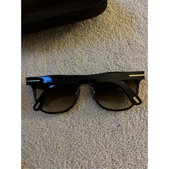 TOM FORD Acetate Rock Sunglasses TF290 Black - Picture 12 of 13